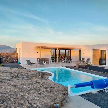 Villa Tabaiba En Lajares Con Piscina Exteriör bild