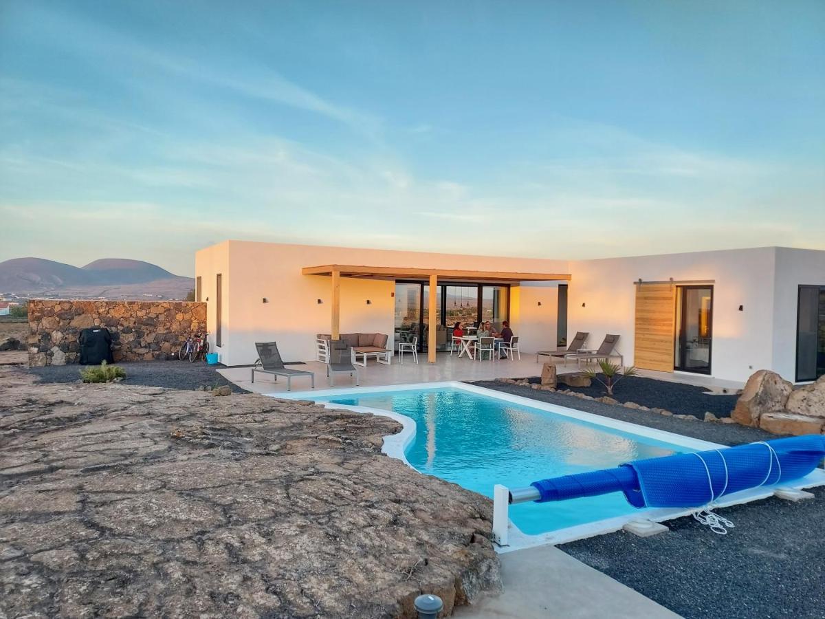 Villa Tabaiba En Lajares Con Piscina Exteriör bild